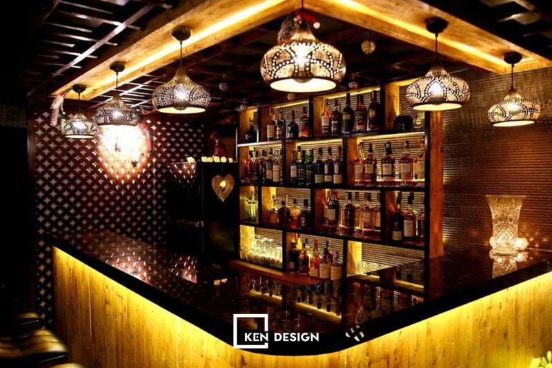Không gian quầy bar cổ điển truyền thống